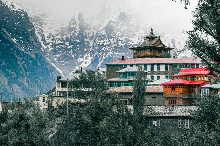 kullu manali family tour packages from hyderabad
